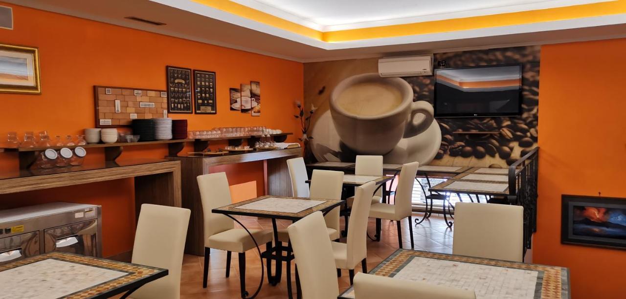 Hotel Neapolis Kültér fotó