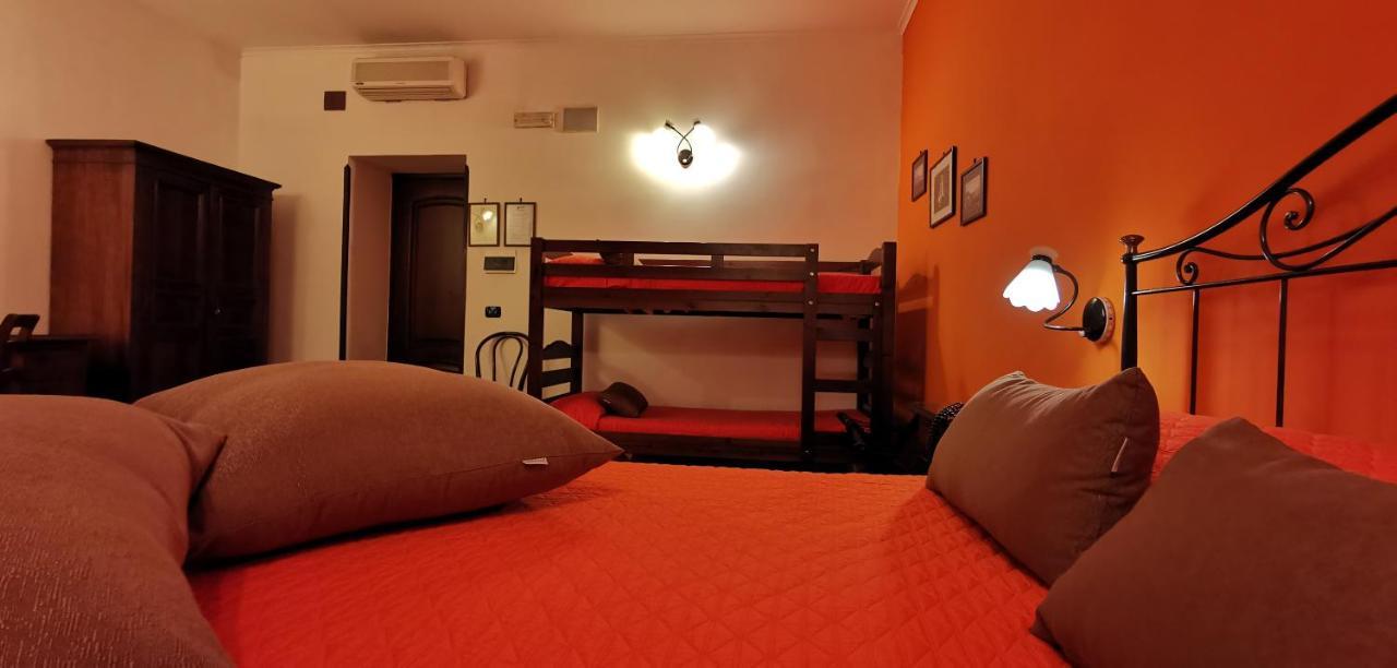Hotel Neapolis Kültér fotó