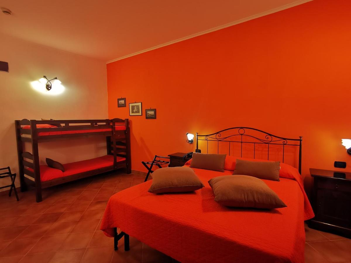 Hotel Neapolis Kültér fotó