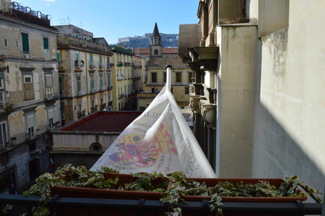 Hotel Neapolis Kültér fotó